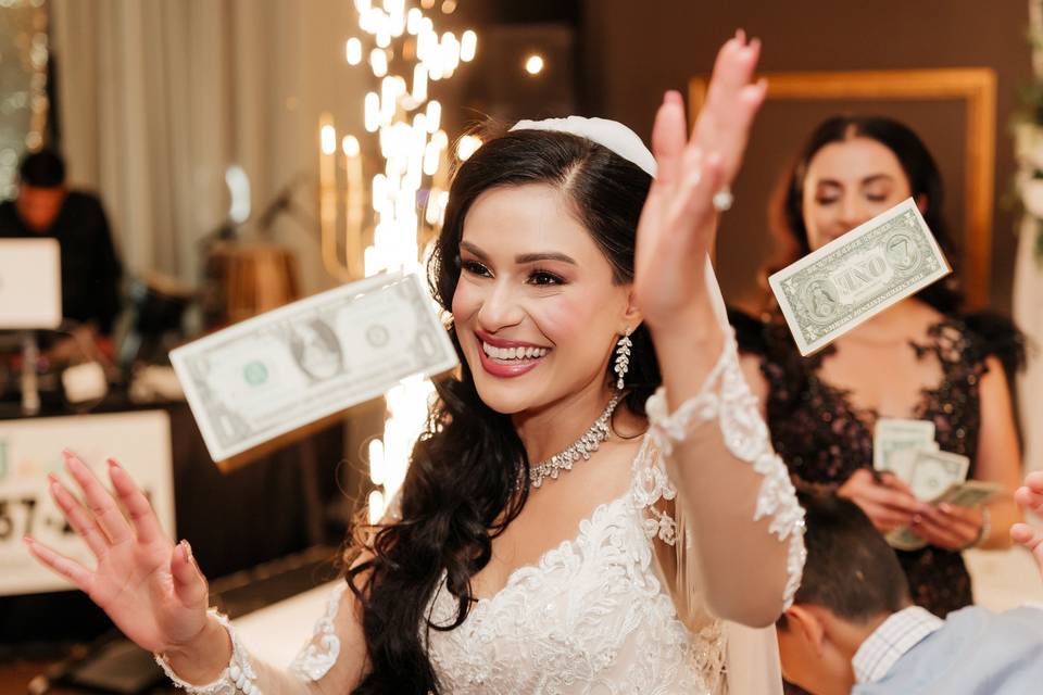 By: Marry Me Studio