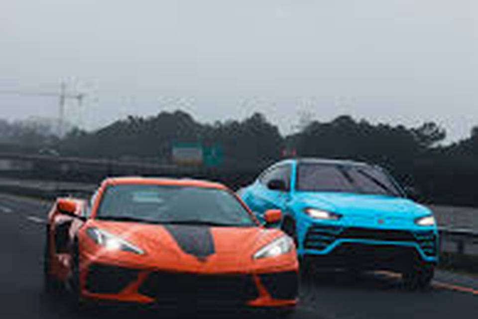 Ferrgatti_Exotics_Corvette_Urus_Storefront_2000px.jpg