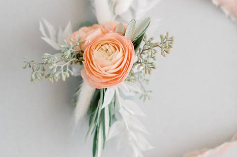 Bohemian Boutonniere Peach