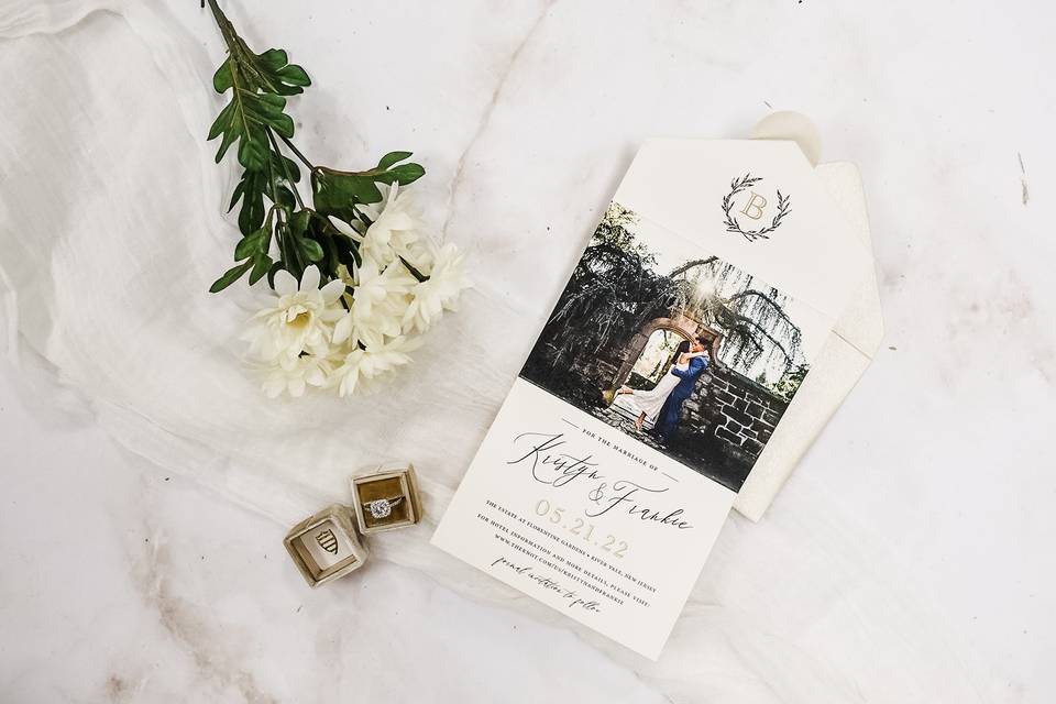 Neutral save-the-dates