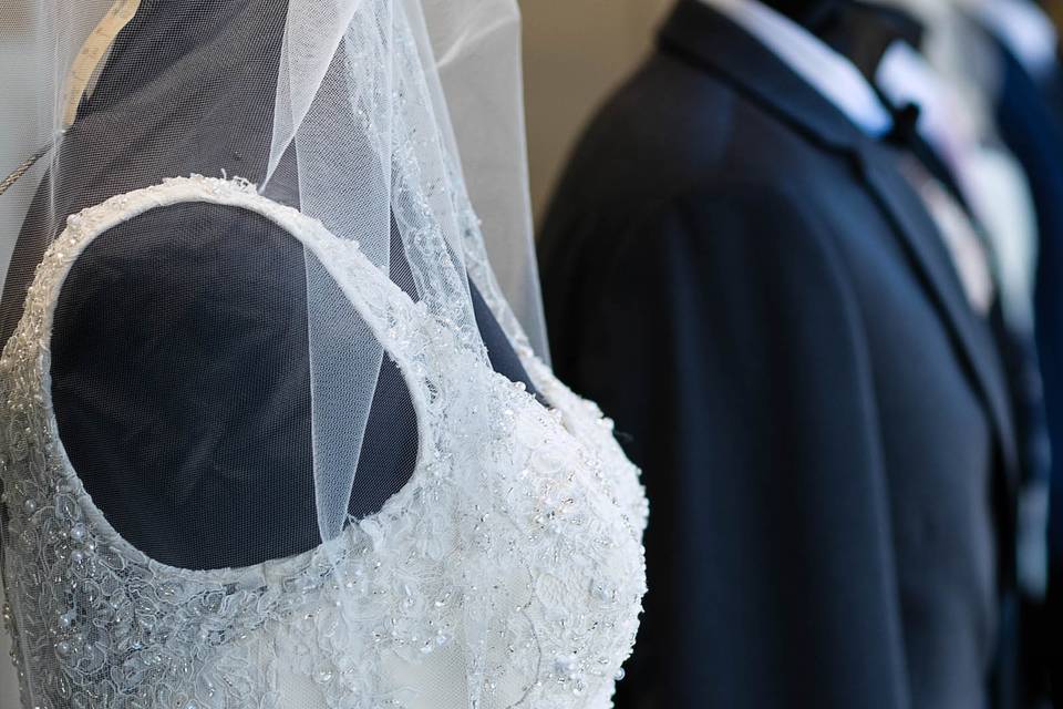 Seven Veil Lengths: Which Is Best For Your Dress? - Darianna Bridal & Tuxedo