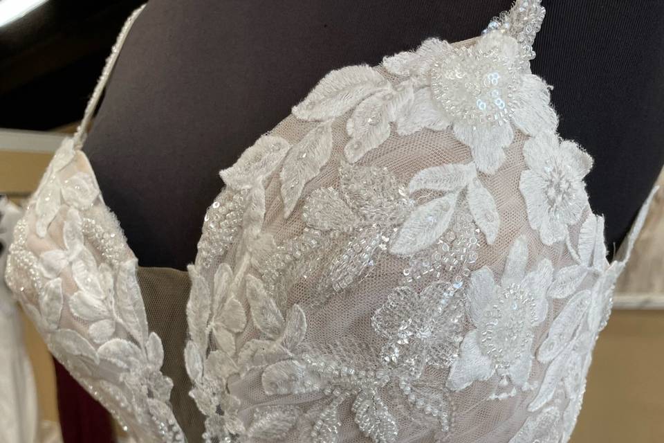 Darianna Bridal & Tuxedo