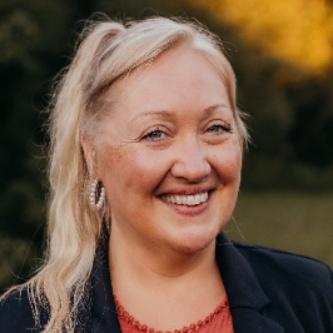 Mandy Andrews