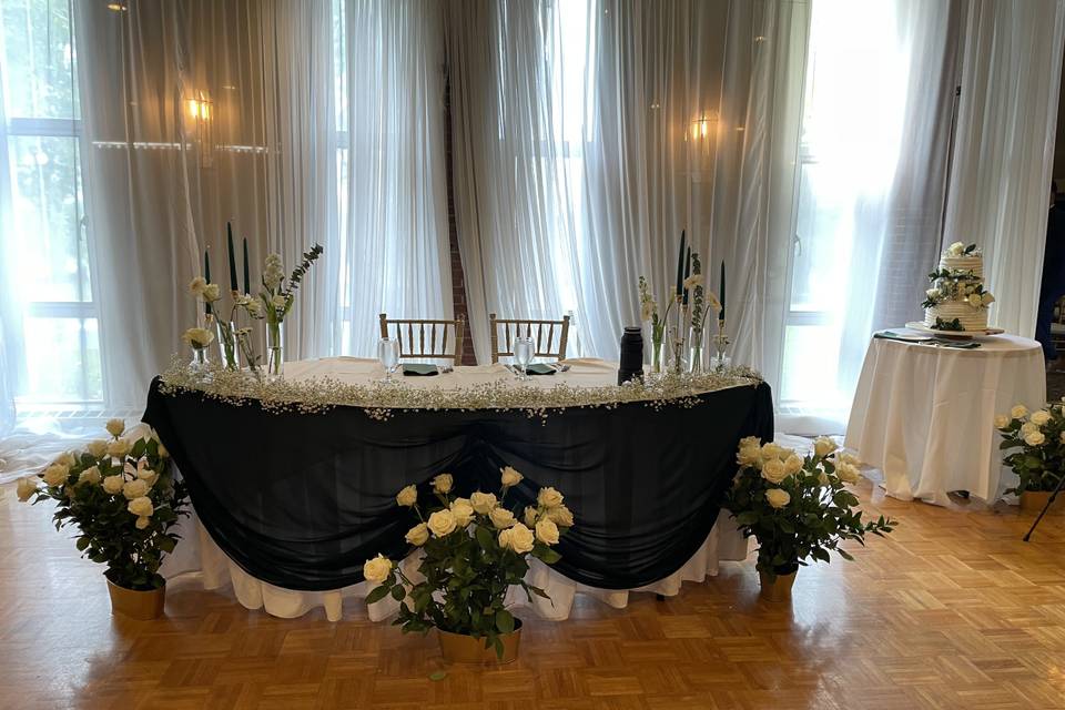 Sweetheart table