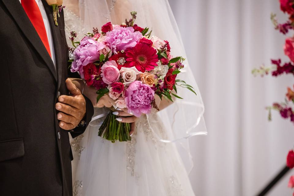 Small Floral Bouquet Program in Orlando, FL