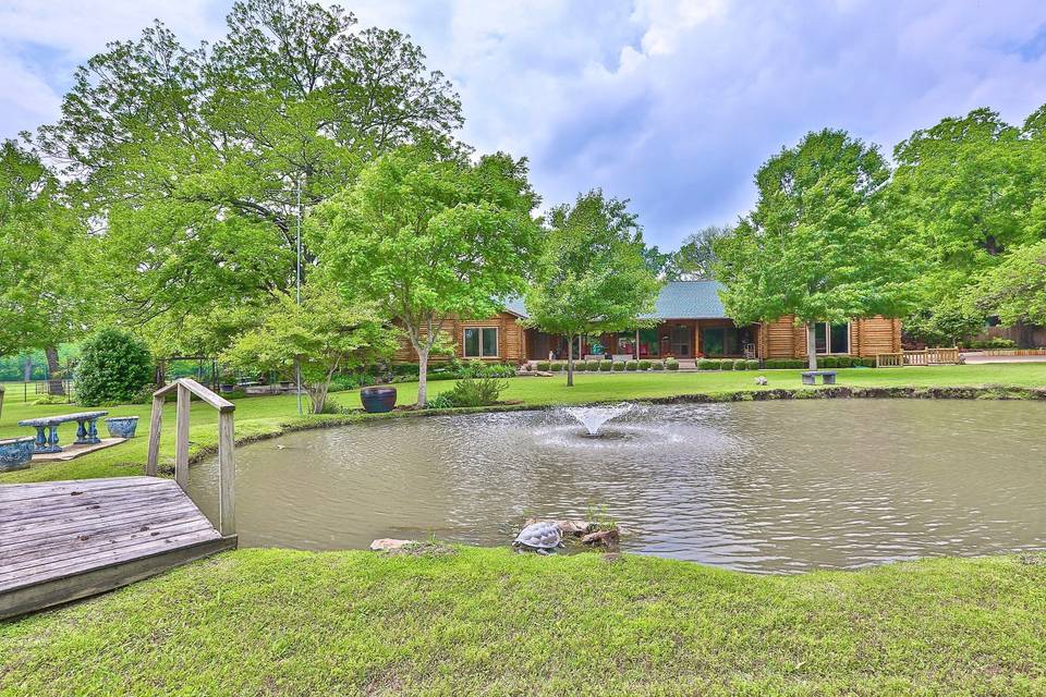 The Lodge on Red Oak Creek