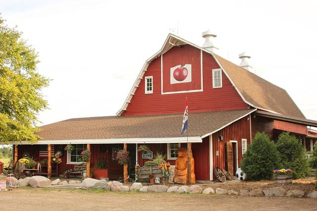 Deer Lake Orchard