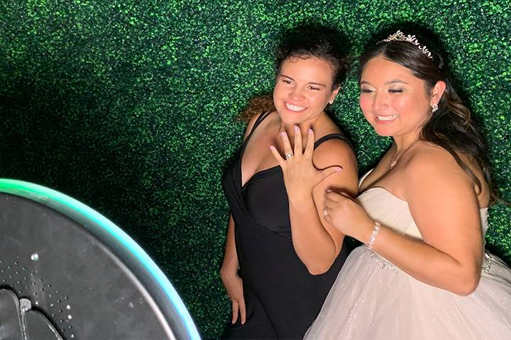 Wedding Photo Booth Greenery