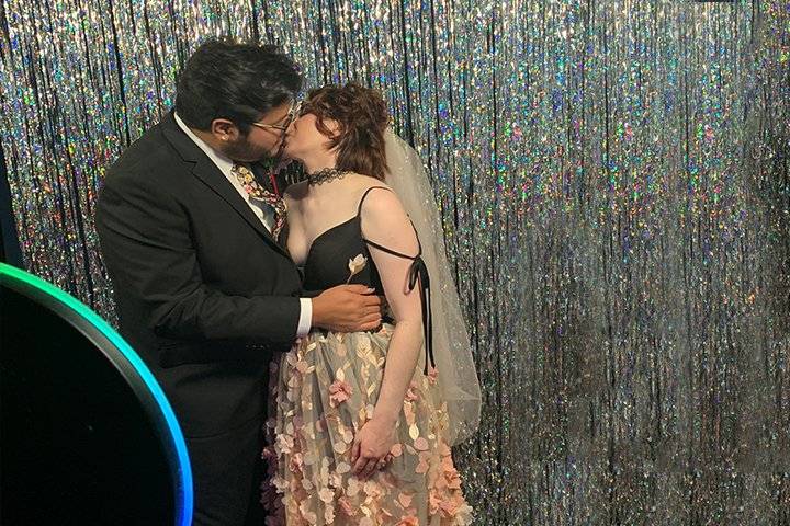 Wedding Photo Booth Love