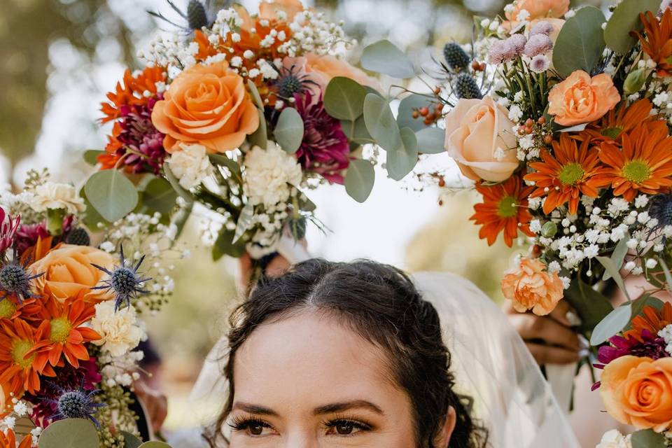 Bridesmaid bouquet frame