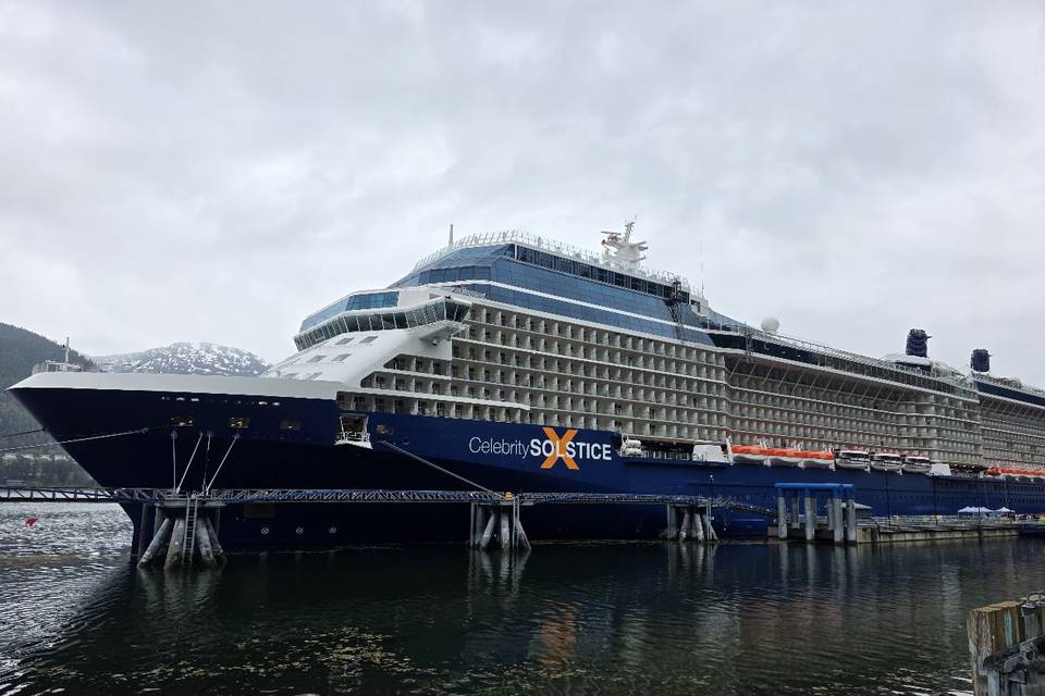 Celebrity Solstice
