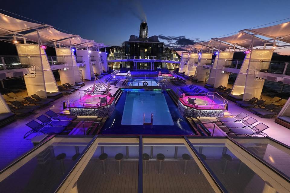 Celebrity Solstice | Pool