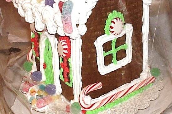 GINGERBREAD COOKIE HOUSE
, HOLLIS QUEENS NY, BY
PATRICE LORIE CAKES 718 740-6348