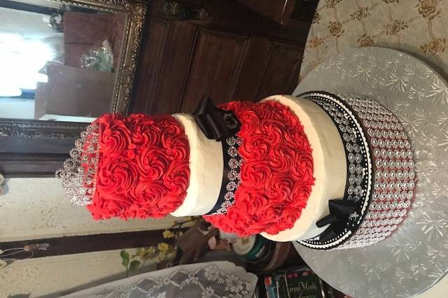 RED ROSE JEWEL CAKE