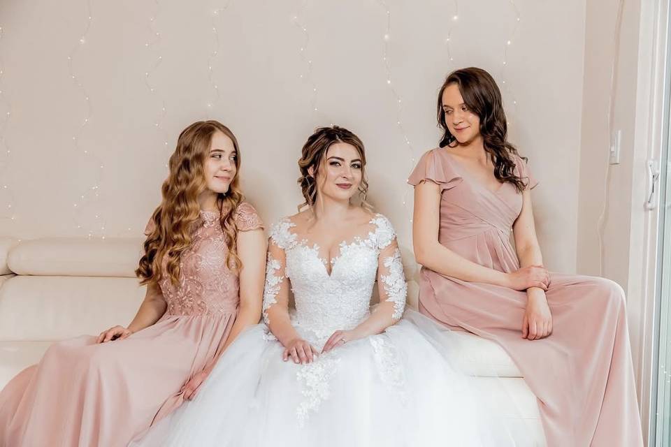 Very pretty bride !