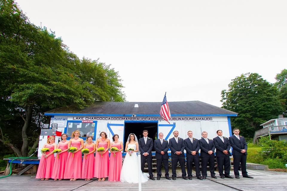 The couple with their bridesmaids and groomsmen