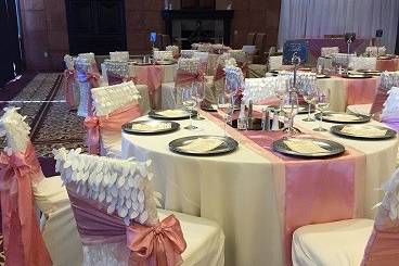 White and pink reception theme