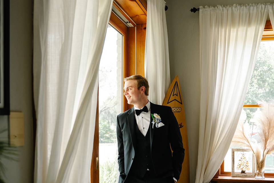 Wedding Bending Branch