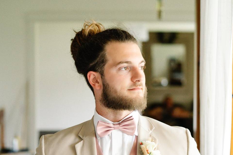 Wedding Bending Branch