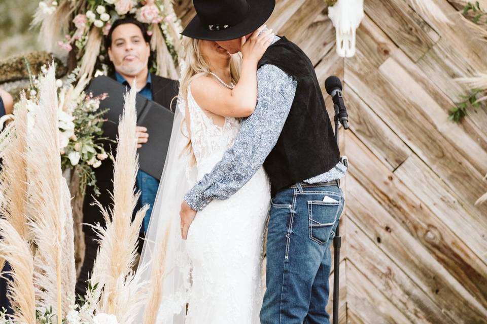 Rustic Wedding Bending Branch