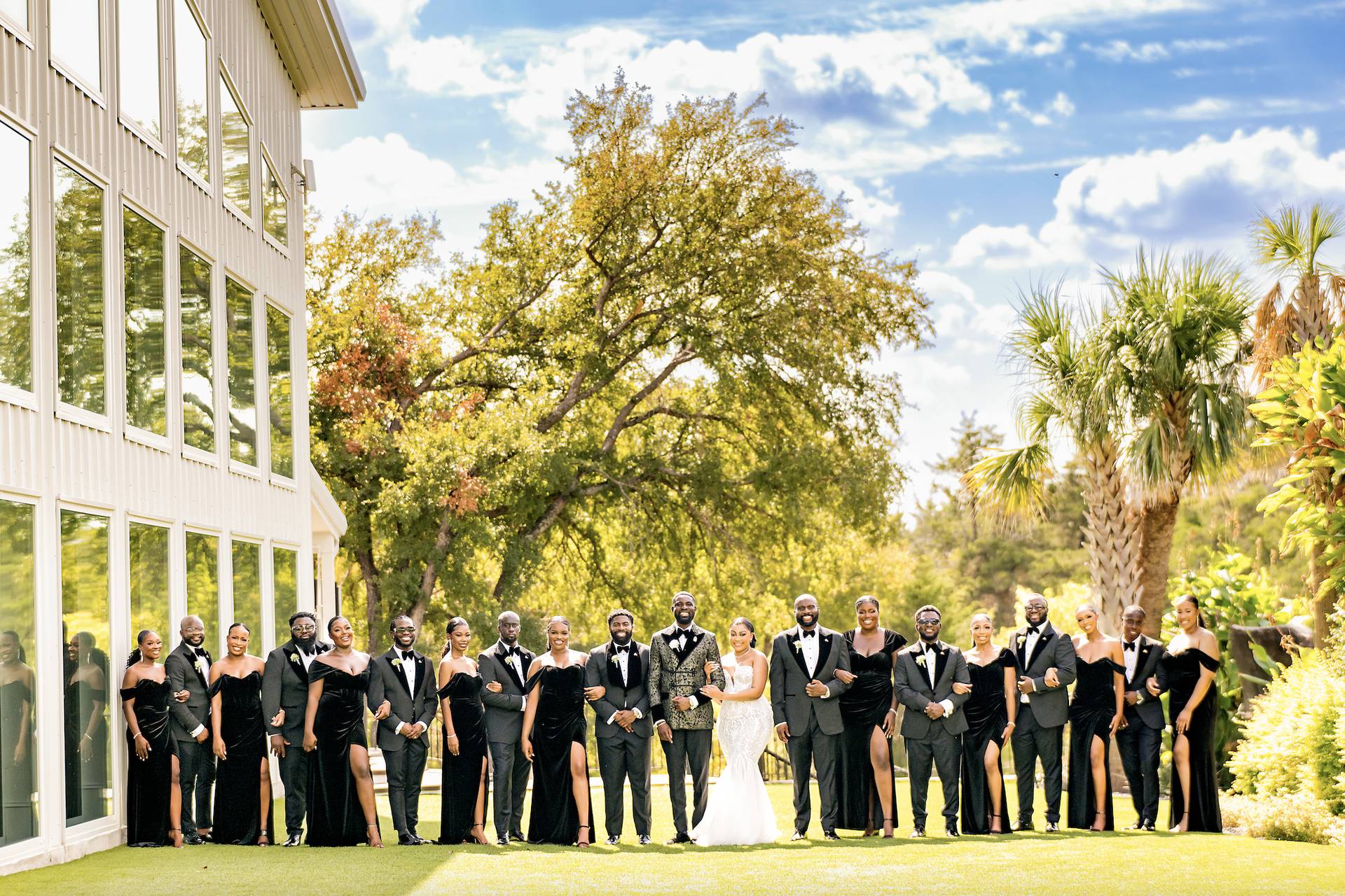 Dallas Oasis - Reviews, Photos & Deals 2026 - Red Oak, TX - WeddingWire
