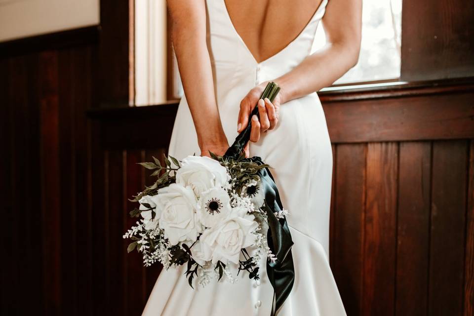 Bride Bouquet Hummingbird Hall