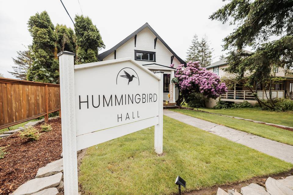 Flowers at Hummingbird Hall