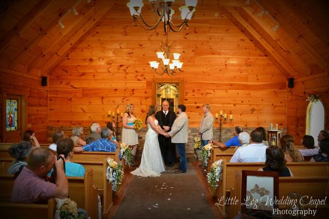 The 10 Best Wedding Venues in Gatlinburg, TN - WeddingWire