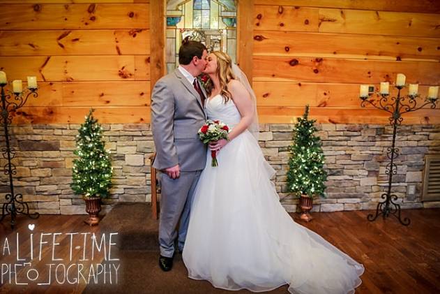 Gatlinburg's Little Log Wedding Chapel