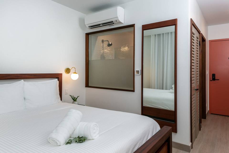 Wharfside Village Hotel
