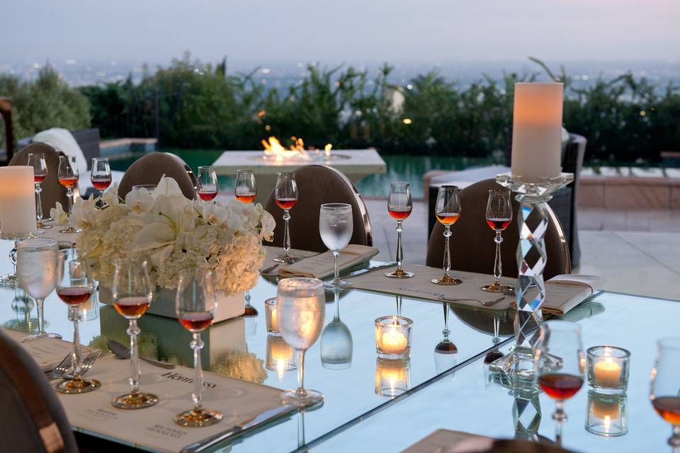 Table arrangement