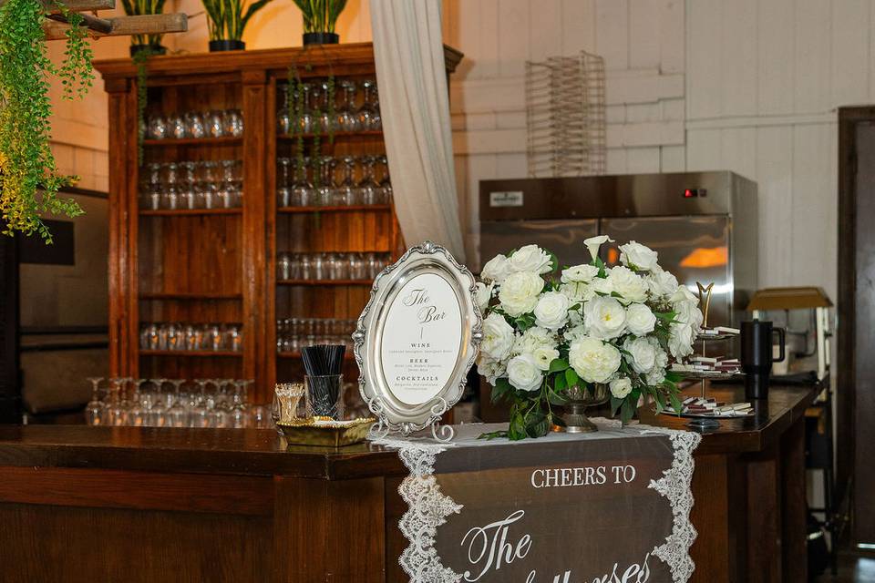 Faux bar arrangement