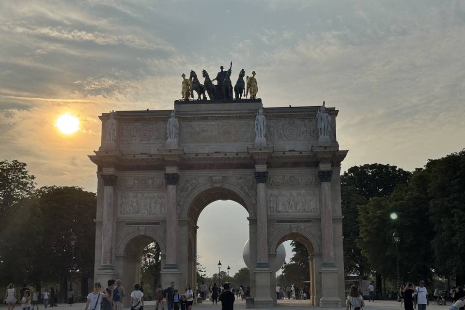 Arc de Triomphe at Sunset