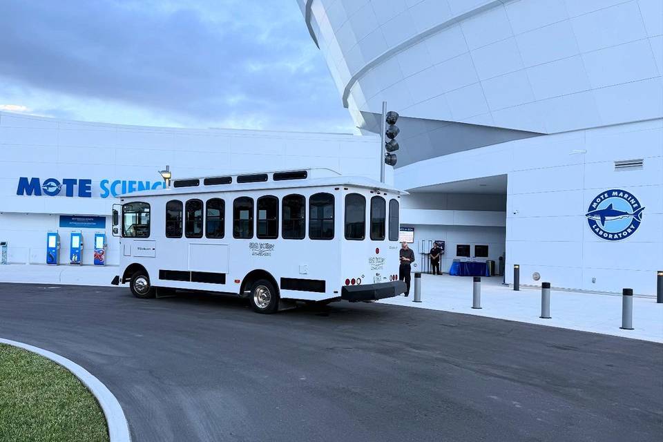 SRQ Trolley