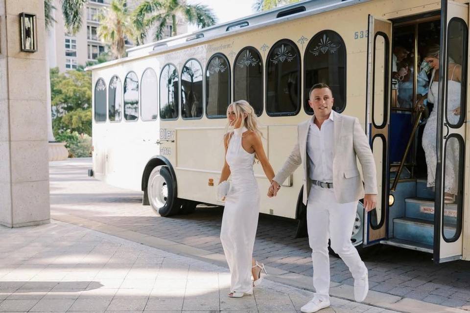 SRQ Trolley