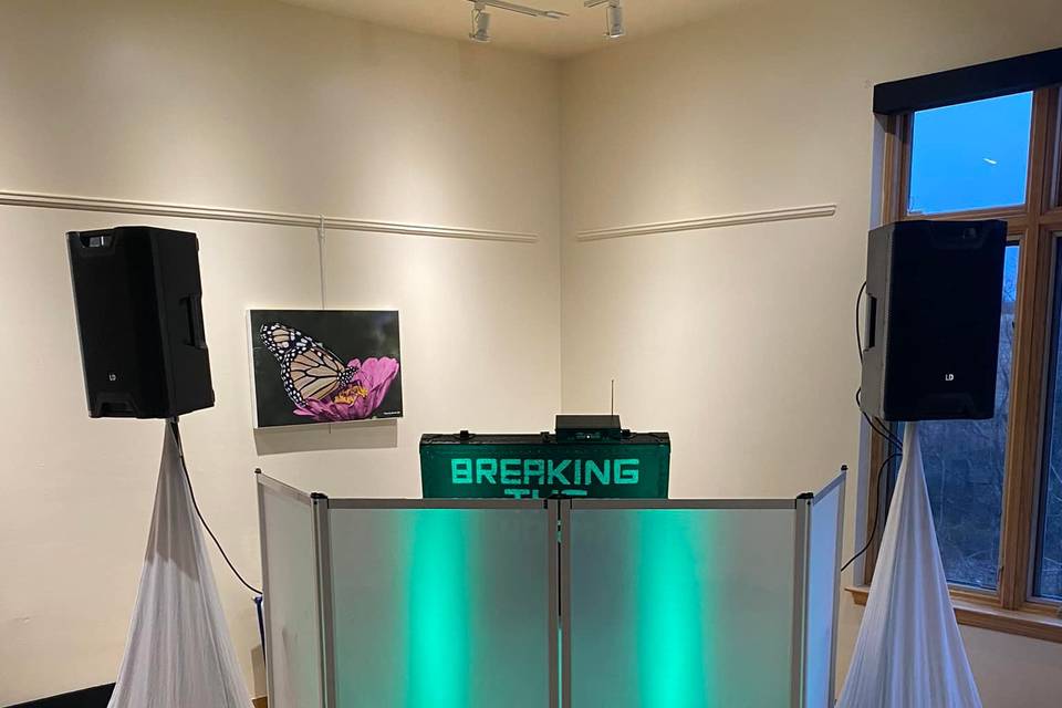 Breaking the Norm Entertainment & Lighting