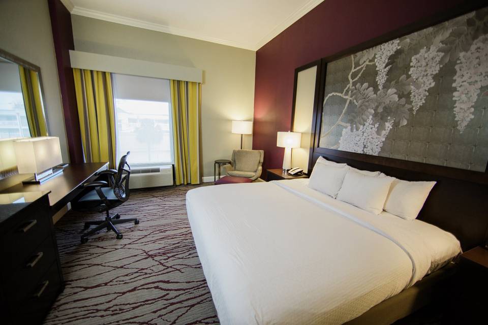 King Standard Guest Room