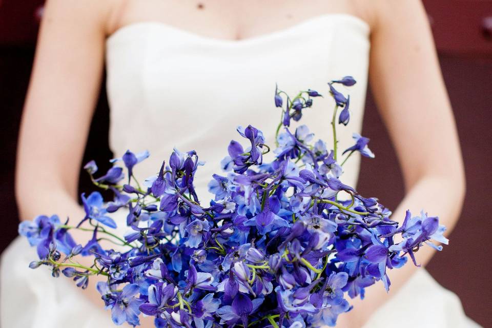 The bride holding her bouquet