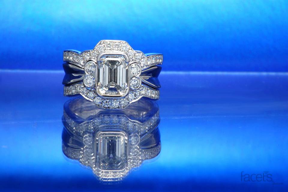 Emerald cut wedding set