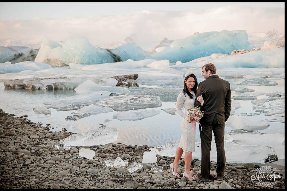 Photos by Miss Ann / Iceland Wedding Planner / Your Adventure Wedding