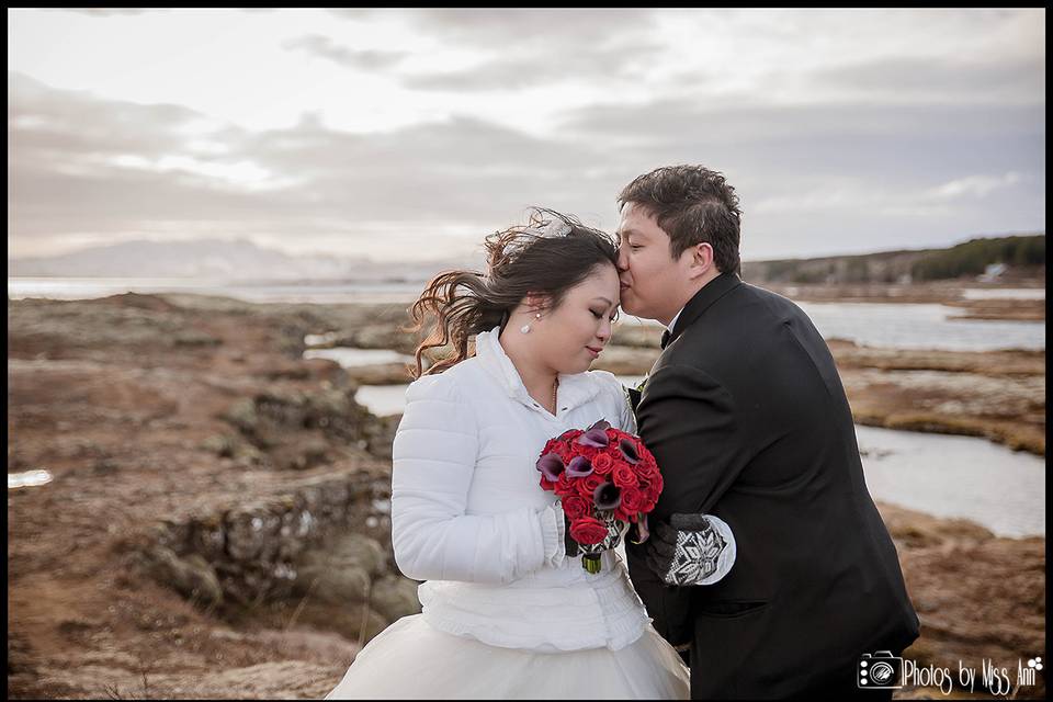 Photos by Miss Ann / Iceland Wedding Planner / Your Adventure Wedding