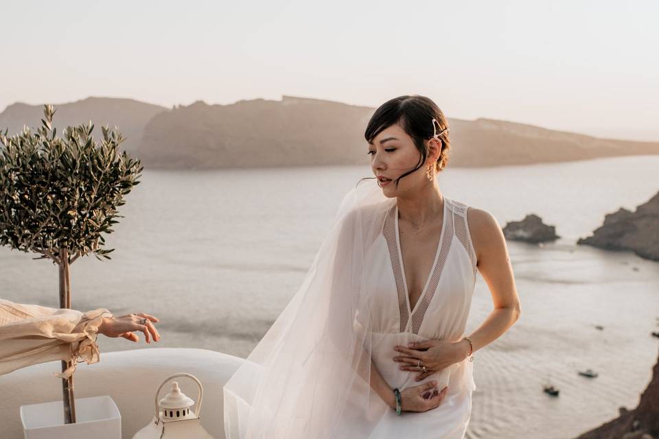 Bridal Makeup in Santorini