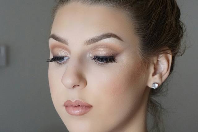 Paz Makeup Artistry