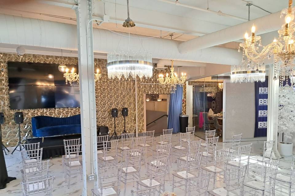 The Luxe at Harmon