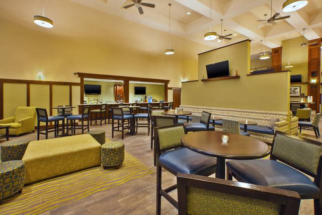 Hampton Inn & Suites Providence/Warwick Airport