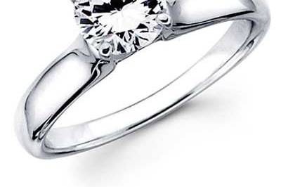 JD101
14K White Gold Diamond Solitaire Ring
$245.00 (0.20 ct.)
$350.00 (0.30 ct.)
$495.00 (0.40 ct.)
$680.00 (0.50 ct.)
$935.00 (0.60 ct.)
$1,100.00 (0.70 ct.)
$1,350.00 (0.75 ct.)
$1,710.00 (0.80 ct.)
$2,180.00 (0.90 ct.)
$2,700.00 (1.00 ct.)
$5,250.00 (1.50 ct.)
Category : Diamond Ring
Type : Solitaire Engagement Ring
Metal : 14K White Gold (18K & Platinum also available)
Diamond Information
- Carat Weight : 0.20 ~ 1.50 Carat
- Diamond Shape : Round Brilliant
- Diamond Color : Average G/H
- Diamond Clarity : Average SI