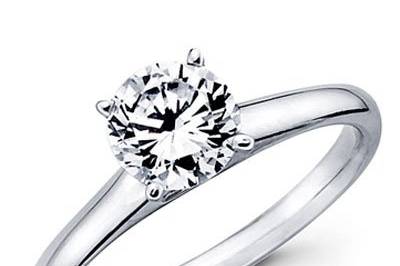 JD102
14K White Gold Diamond Solitaire Ring
$245.00 (0.20 ct.)
$350.00 (0.30 ct.)
$495.00 (0.40 ct.)
$680.00 (0.50 ct.)
$935.00 (0.60 ct.)
$1,100.00 (0.70 ct.)
$1,350.00 (0.75 ct.)
$1,710.00 (0.80 ct.)
$2,180.00 (0.90 ct.)
$2,700.00 (1.00 ct.)
$5,250.00 (1.50 ct.)
Category : Diamond Ring
Type : Solitaire Engagement Ring
Metal : 14K White Gold (18K & Platinum also available)
Diamond Information
- Carat Weight : 0.20 ~ 1.50 Carat
- Diamond Shape : Round Brilliant
- Diamond Color : Average G/H
- Diamond Clarity : Average SI