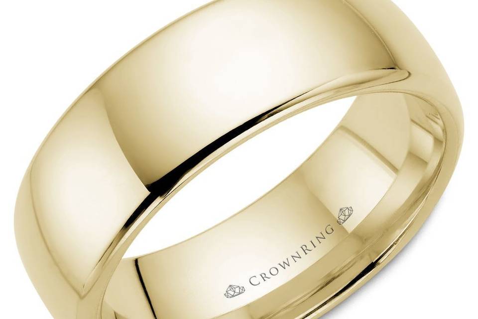 TDS14Y8This traditional men's wedding band in yellow gold is created to celebrate your everlasting love.METAL: YellowWIDTH: 8mmOther Availability: This ring is available in 10K, 14K, 18K (White, Yellow & Rose gold) & Platinum.