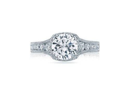 TACORIHT2515RD812XA stunning crown of diamonds adds depth and dimension to a round center diamond, as diamonds of graduating size taper up the ceiling of the band for divinely contemporary glamour and shine.