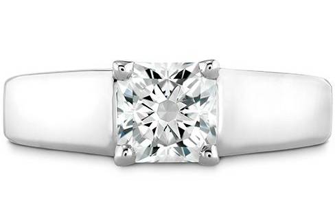 HEARTS ON FIREADORATION DREAM SOLITAIRE ENGAGEMENT RINGThe Adoration Dream Diamond Solitaire Engagement Ring has a dazzling square shaped center diamond with elegant beauty. This timeless style is a true classic that lets your diamond take center stage.